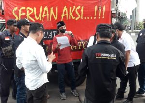 Aksi Koalisi Wartawan Indonesia Bersatoe Desak Copot Bupati dan Kapolres Karawang