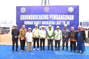 Danlantamal XII Pontianak Tekan Tombol Sirene Tanda Dimulai Groundbreaking Pembangunan RSAL Tingkat III Pontianak