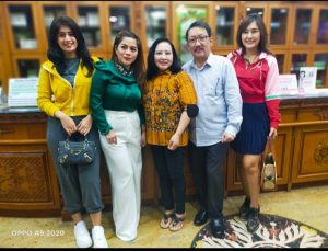 Konsultasi dengan Tim Dokter, 3 Artis Ibukota Siap Operasi Hidung Ala Blasteran Jerman di Queen Plastic Surgery Sunter