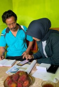 Manfaatkan Sampah Organik Menjadi Eco Enzyme, Mahasiswa KKN UNDIP Bantu Masyarakat Pemalang