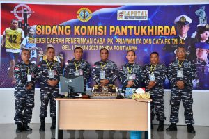 Komandan Lantamal XII Pimpin Sidang Pantukhirda Seleksi Penerimaan Caba PK Pria/Wanita dan Cata PK Gelombang I TNI AL TA. 2023 Panda Lantamal XII Pontianak