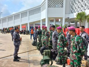 Siap Bantu Masyarakat Terdampak Bencana Longsor, Tim Satgas Lantamal XII Dirikan Posko Di Pulau Serasan