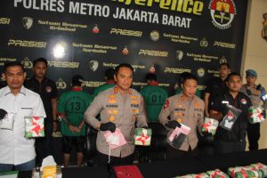 Satuan Reserse Narkoba Polres Metro Jakarta Barat Meringkus Empat Kurir Narkoba Jaringan Aceh-Medan-Jakarta