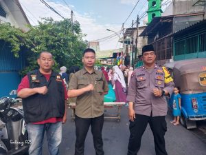 Pelaksanaan Shalat Idul adha ditaman sari Jakarta Barat ada pemandangan berbeda