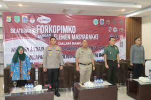 Polres Metro Jakarta Barat bersama dengan forkopimko dan elemen masyarakat se Jakarta Barat serta parpol mengadakan pertemuan silaturahmi dan dialog kamtibmas