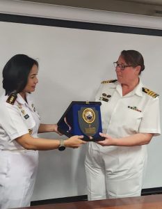 Danlanal Bandung Hadiri Head of Delegation dan Pembicara Pada Symposium Women Leadership in Security Sector di Kapal Perang Australia HMAS Anzac