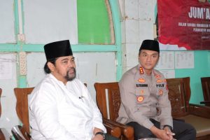Jum’at Curhat, Kapolres Metro Jakarta Barat Kombes Pol M Syahduddi melakukan silturahmi dengan sejumlah tokoh agama