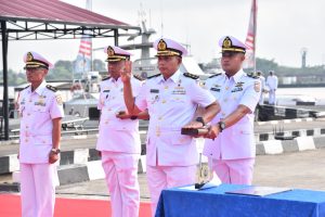 Danlantamal XII Pimpin Upacara Penyerahan Jabatan Kadispotmar Lantamal XII dan Sertijab Danlanal Ketapang