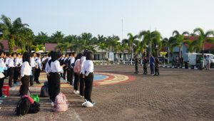 Danlanal Bengkulu Lepas Keberangkatan 146 Calon Prajurit TNI AL Terbaik Ke Lantamal II Padang