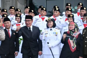 Komandan Lanal Bandung Hadiri Upacara Pengukuhan Pengibar Bendera Pusaka Tingkat Provinsi Jawa Barat Tahun 2023