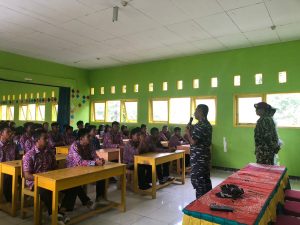 Pelatihan Bagaimana Memaksimalkan Potensi Otak Dalam Proses Belajar Kepada Guru dan Siswa Siswi SMAN 6 Bengkulu Utara