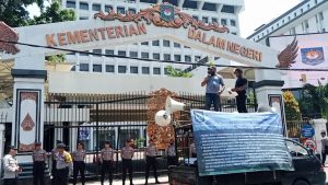 Mahasiswa Gelar Aksi terkait Rencana Kemendagri Tunjuk Manogar Sirait sebagai Pj Bupati Membramo Tengah
