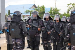 Tingkatkan Kesiapsiagaan, Prajurit Lanal Dumai Laksanakan Latihan PHH dan Penanggulangan Kebakaran