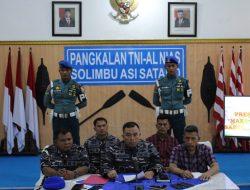 Komandan Lanal Nias Gelar Konfrensi Pers Terkait Kasus Pembunuhan Casis TNI AL Oleh Oknum TNI AL Lanal Nias