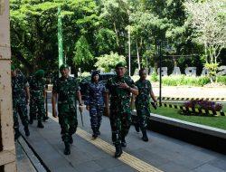 Komandan Lanal Bandung Hadiri Penandatanganan Pakta Integrasi Penerimaan Calon Taruna Akademi TNI TA. 2024