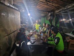 Patroli Polsek Cempaka Putih Berikan Himbauan Kepada Ojol Dan Remaja Yang Nongkrong