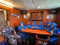 Jalasenastri Lanal Bintan Turut Sambut Kedatangan KRI Dewa Ruci Dalam Rangka Muhibah Budaya Jalur Rempah