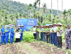 Dukung Program Ketahanan Pangan Nasional, Lanal Sabang Panen Raya Sayur-Sayuran