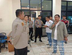 Polsek Cilincing Bersama Unsur Tiga Pilar Pengecekan Gudang Logistik PPK Cilincing dan Posko Pilkada 2024 di Kecamatan Cilincing