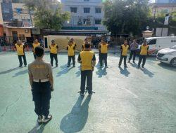 Polisi Polsek Pademangan Kerja Bakti Giat Bersih-Bersih di Mapolsek Pademangan