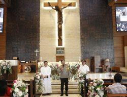 Minggu Kasih Kapolres Metro Jakut Monitoring dan Pengamanan di Gereja Katolik Regina Caeli