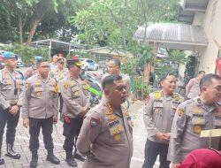 Polsek Koja Kunjungan bersama Tim Mabes Polri di TPS Unik di Koja