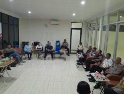 Kapolsek Koja Ajak Warga Kelurahan Tugu Selatan Jaga Kamtibmas Lewat Program Ngopi Kamtibmas