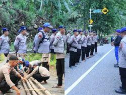 Ditpolairud Polda Jabar Membangun Jembatan Darurat Bagi warga Sangrawayang Dan Girimukti Pelabuhan Ratu.