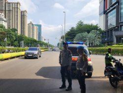 Dalam Menjaga Kondusifitas Wilayah Polsek Kemayoran Melakukan Kegiatan Strong Point Jelang Sore Hari