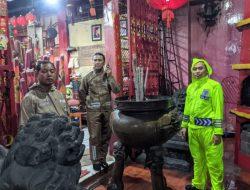Pengamanan Kegiatan Sembahyang Malam Imlek Di Wihara Awalokiteswara,