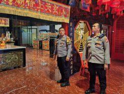 Polsektro Tanah Abang Bersama Tiga Pilar Amankan Ibadah Imlek 2576 Di Vihara Hian Thian Siang Tee Bio