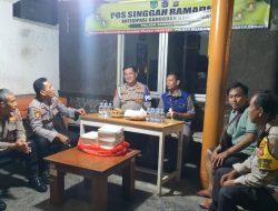 Polri Dan Masyarakat Perkuat Keamanan di Pos Singgah Ramadhan 1446 H Pasar Baru