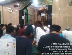 Membangun Kebersamaan di Bulan Suci: Subuh Keliling Bhabinkamtibmas Johar Baru di Masjid Al-Isro