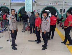 Patroli Mobile Polsek Senen Ciptakan Rasa Aman di Stasiun Pasar Senen