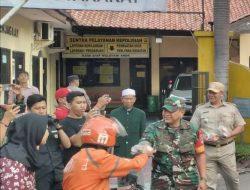 Berbagi Berkah Ramadan, Polsek Cempaka Putih Bagikan 250 Takjil untuk Warga