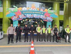 Polsek Metro Gambir Siaga Amankan Arus Mudik di Stasiun Gambir