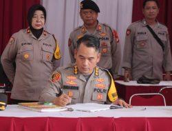Wakapolres Metro Jakarta Timur Tinjau Posyan Kampung Rambutan, Pastikan Pelayanan Arus Balik Optimal
