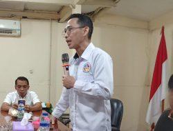 Pdt.Rinto Langitan Selaku Ketua DPW Berani Tutup Acara Raker dengan Analisa SWOT Berani B3