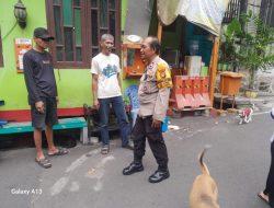 Perkuat Harkamtibmas, Bhabinkamtibmas Kelurahan Gambir Gelar Patroli Dialogis dan Sambang Tokoh Masyarakat