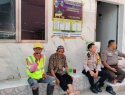 Bhabinkamtibmas Kebon Kosong Sambangi Mushola Nurakhlaq, Ciptakan Rasa Aman Warga Kemayoran