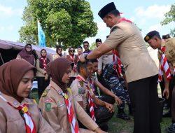 Cetak Generasi Muda Unggul dan Berwawasan Bahari, Danlanal Dumai Pimpin Pengukuhan Pramuka Saka Bahari Binaan Lanal Dumai Angkatan Ke XII Tahum 2025