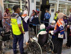 TNI Pastikan Keamanan Ancaman Bom di Saudia Arabia Airlines SV5688, Pesawat Kembali Lanjutkan Penerbangan Menuju Surabaya Dengan Aman