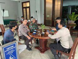 Ciptakan Situasi Aman Kondusif, Bhabinkamtibmas Menteng Sambang Silaturahmi ke Kediaman Warga