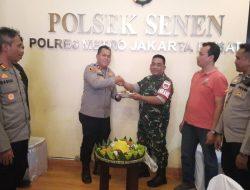 Kunjungan Danramil 03 Senen ke Polsek Senen, Wujud Sinergi TNI-Polri di HUT Bhayangkara ke-79