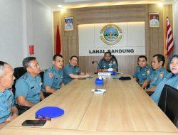 Komandan Lanal Bandung Terima Kunjungan Kerja Danlantamal III