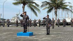 Danlanal Bintan Pimpin Upacara Bendera 17-an Bersama Jajaran TNI Angkatan Laut di Tanjung Uban