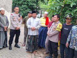 Kapolsek Sepatan Perkuat Keamanan Ponpes Al-Mansyuriyah Lewat Pemasangan Portal
