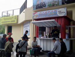 Rakyat Mart di Juanda, Tempat Ngopi Murah Hasil Kolaborasi Polisi dan Ojol