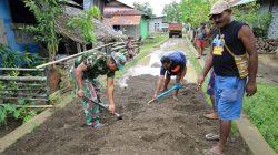 Wujud Kepedulian, Satgas TMMD dan Warga Kompak Perbaiki Jalan Desa