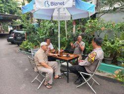Polisi Sambangi Ketua RW dan Warga di Rusun RW 01 Kebon Kacang